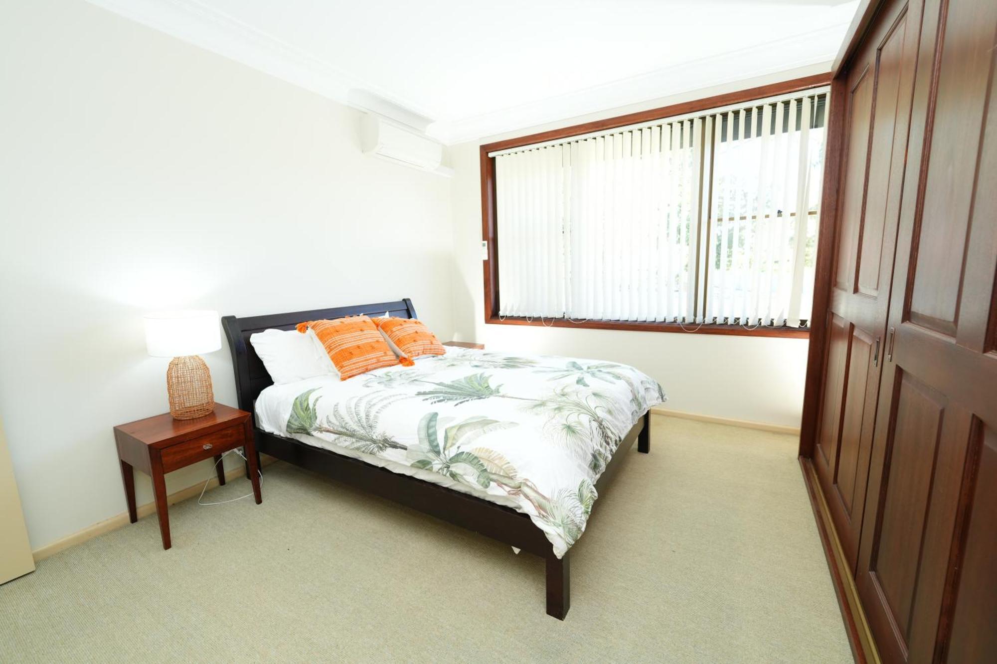 3br House With Swimming Pool In